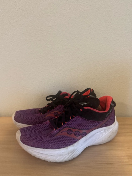 Saucony Shoes - Women Saucony kinvara 14 women running shoes